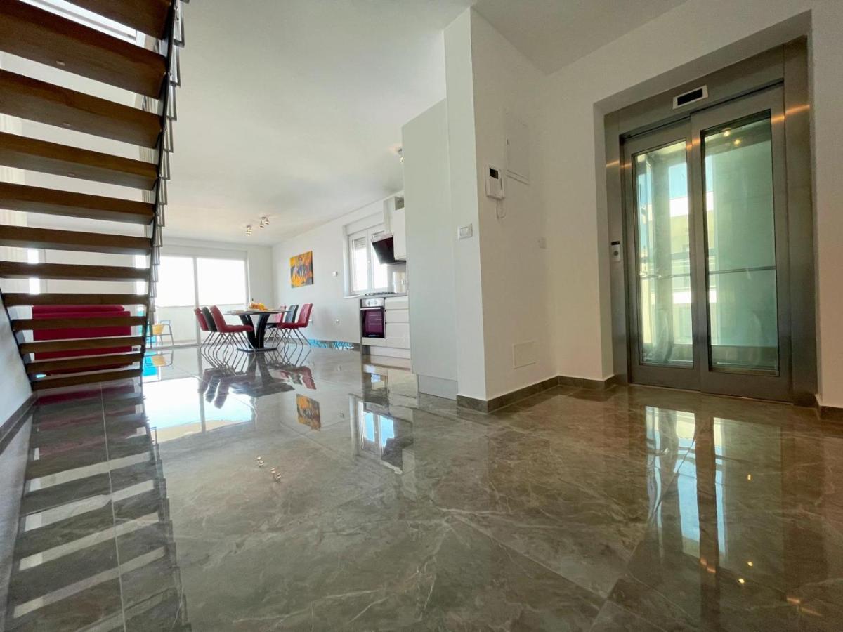 Seascape Deluxe Residence Pjescana Uvala Exterior foto
