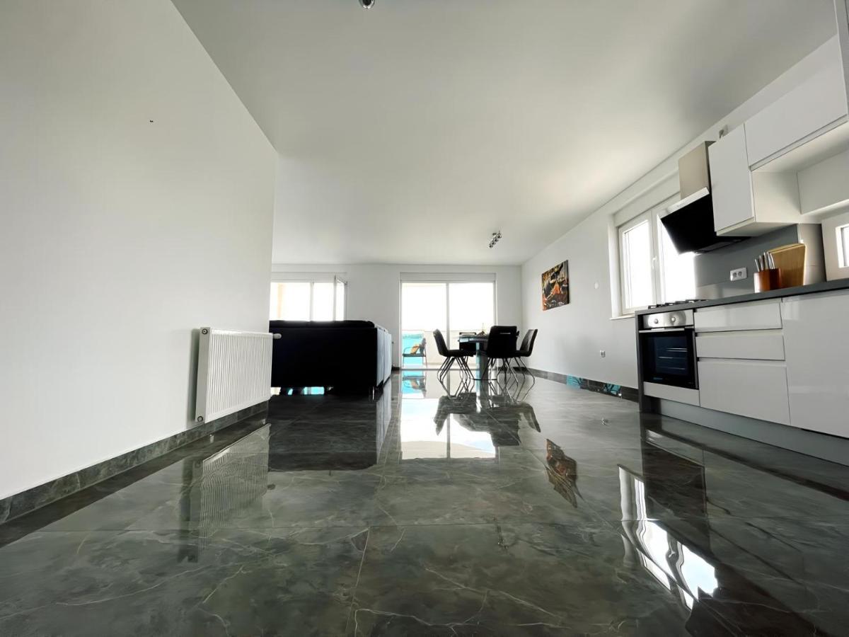 Seascape Deluxe Residence Pjescana Uvala Exterior foto